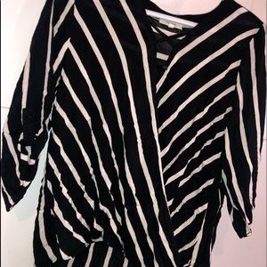 Dress top , criss cross black and white
